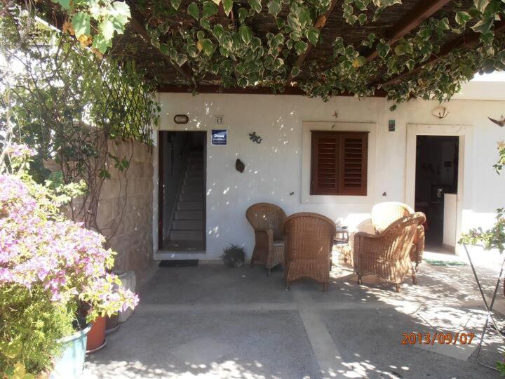 Apartment Biljana Bol Exterior foto